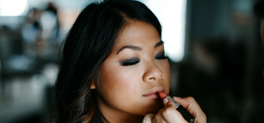 Tips for doing your Makeup on the Wedding Day
